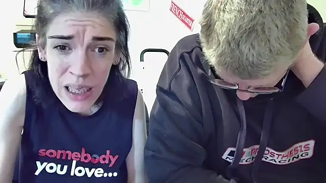 Snapshot of MelinahViking chatting on 11.12.25 MelinahViking online show from 11.12.25