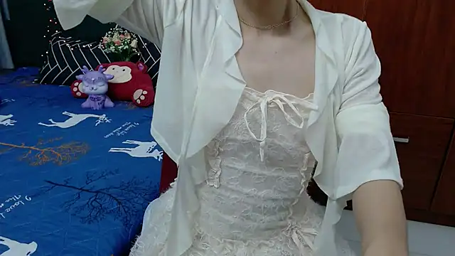 Snapshot of Cindy--Cici chatting on 02.12.25 Cindy--Cici online show from 02.12.25