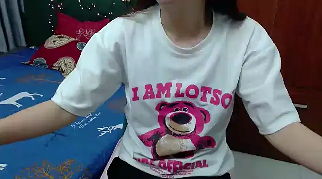 Snapshot of Cindy--Cici chatting on 02.28.25 Cindy--Cici online show from 02.28.25