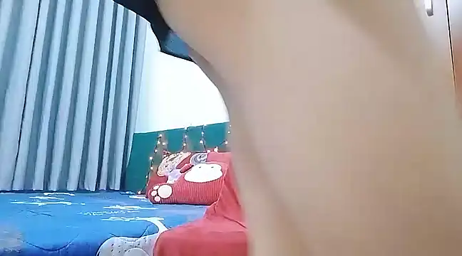 Snapshot of Cindy--Cici chatting on 03.05.25 Cindy--Cici online show from 03.05.25