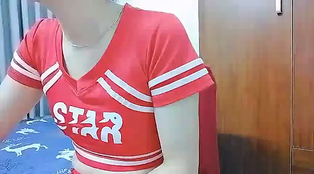 Snapshot of Cindy--Cici chatting on 03.11.25 Cindy--Cici online show from 03.11.25