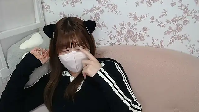 mei hosina online show from 02.22.26