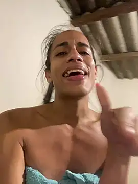 Snapshot of AlexaWarner chatting on 02.05.26 AlexaWarner online show from 02.05.26