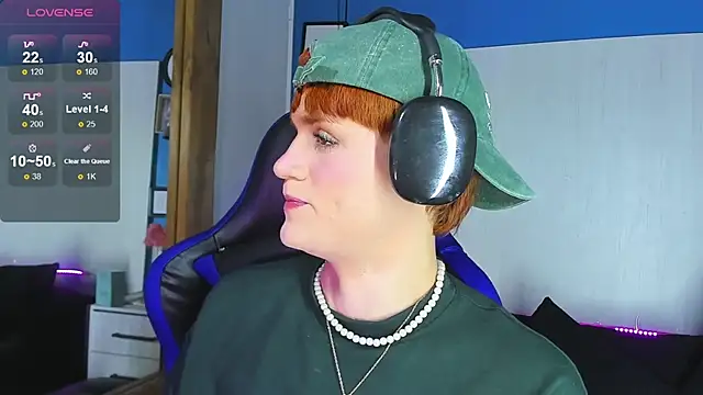 VladHellsing4 online show from 09.21.25