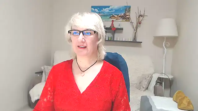 Snapshot of FleurMays chatting on 03.15.25 FleurMays online show from 03.15.25