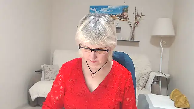 Snapshot of FleurMays chatting on 03.15.25 FleurMays online show from 03.15.25