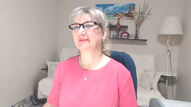 Snapshot of FleurMays chatting on 12.14.25 FleurMays online show from 12.14.25