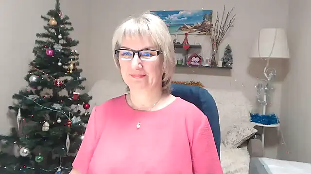 Snapshot of FleurMays chatting on 01.09.26 FleurMays online show from 01.09.26