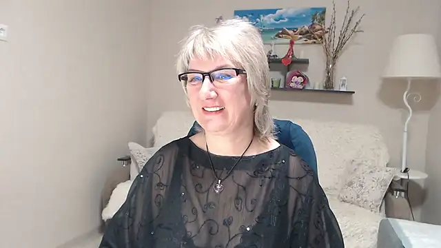 Snapshot of FleurMays chatting on 01.17.26 FleurMays online show from 01.17.26