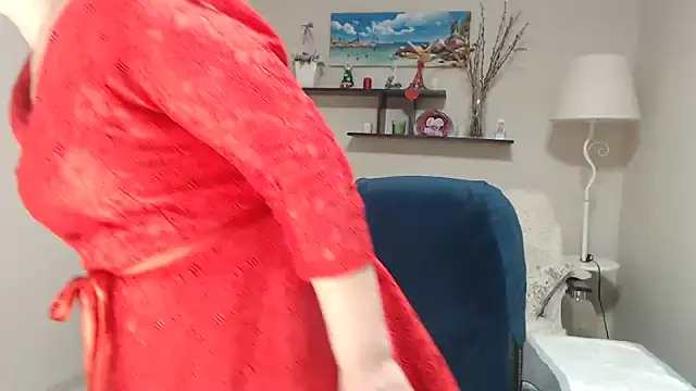 Snapshot of FleurMays chatting on 02.17.26 FleurMays online show from 02.17.26