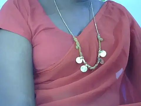 Snapshot of Hot_akshara chatting on 10.07.25 Hot akshara online show from 10.07.25