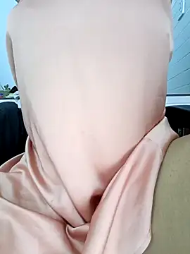 Snapshot of Leva_laddy chatting on 04.06.26 Leva laddy online show from 04.06.26