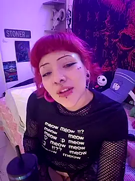 Sarah-Stoner online show from 07.07.26