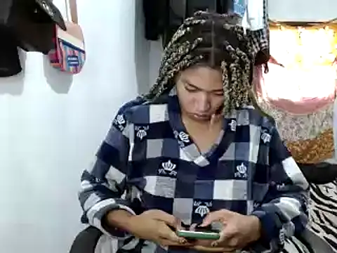 miriam775 online show from 02.17.25