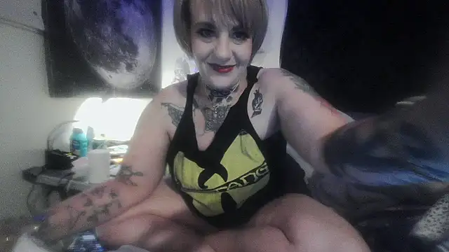 Snapshot of Hunniebunnie78 chatting on 06.27.26 Hunniebunnie78 online show from 06.27.26