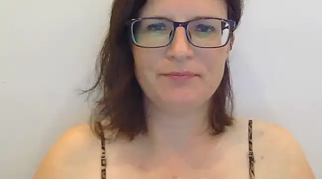 Snapshot of CrimsonMistress chatting on 01.14.25 CrimsonMistress online show from 01.14.25