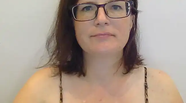 Snapshot of CrimsonMistress chatting on 01.17.25 CrimsonMistress online show from 01.17.25