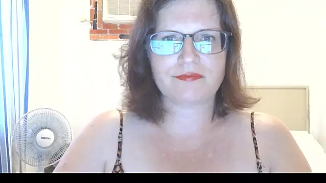 CrimsonMistress online show from 03.18.26