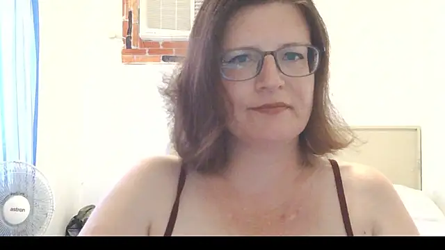 CrimsonMistress online show from 03.23.26