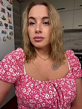 Cute Hot Alice online show from 06.12.26