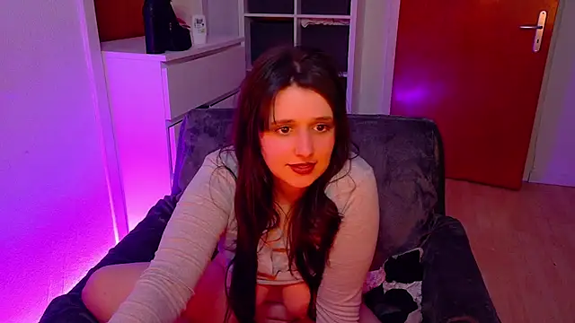 Snapshot of jenna-sxy19 chatting on 02.04.25 jenna-sxy19 online show from 02.04.25