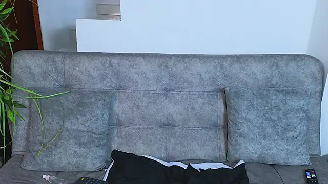 Lorenne Miller online show from 03.18.25