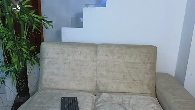 Lorenne Miller online show from 09.25.25