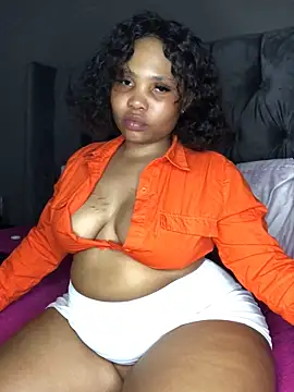 Anaelle24 online show from 02.11.25