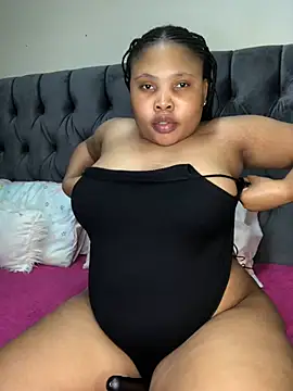 Anaelle24 online show from 05.21.26