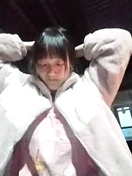 Snapshot of lytamye chatting on 03.06.25 lytamye online show from 03.06.25