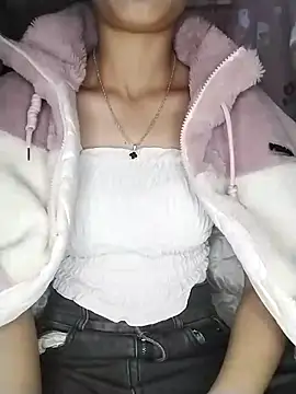 Snapshot of lytamye chatting on 03.07.25 lytamye online show from 03.07.25