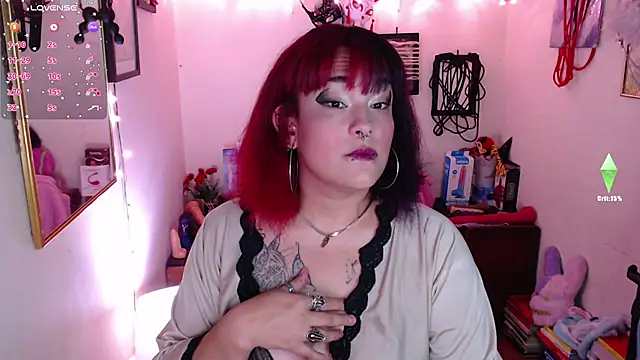 Snapshot of Ruby_Skywalker_ chatting on 02.21.25 Ruby Skywalker online show from 02.21.25