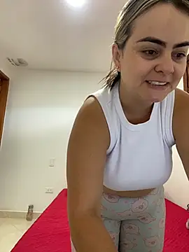 Im Amelia online show from 11.25.25