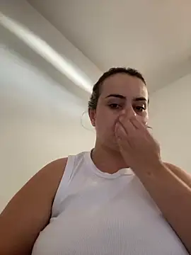 Im Amelia online show from 12.17.25