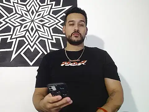  CHRIS-DENNIS  online show from 04.29.26