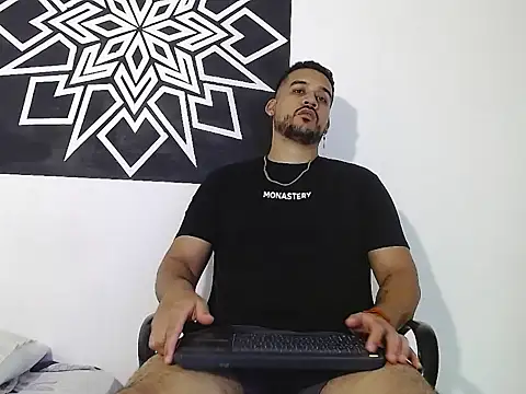  CHRIS-DENNIS  online show from 05.08.26