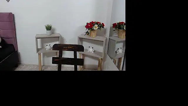 Snapshot of ZashaRomero chatting on 02.10.25 ZashaRomero online show from 02.10.25