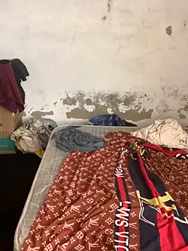 Snapshot of bad-boy-2002 chatting on 01.29.25 bad-boy-2002 online show from 01.29.25