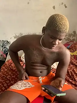 Snapshot of bad-boy-2002 chatting on 01.30.25 bad-boy-2002 online show from 01.30.25