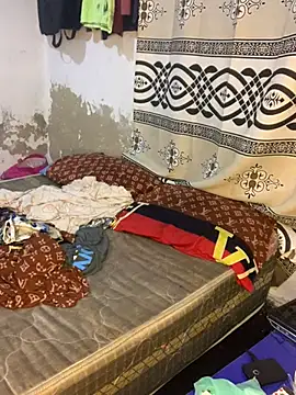 Snapshot of bad-boy-2002 chatting on 02.04.25 bad-boy-2002 online show from 02.04.25