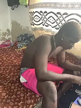 Snapshot of bad-boy-2002 chatting on 02.04.25 bad-boy-2002 online show from 02.04.25