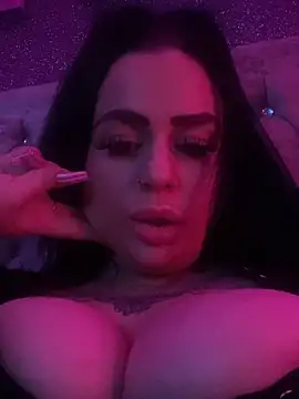 MissEssex online show from 01.31.25