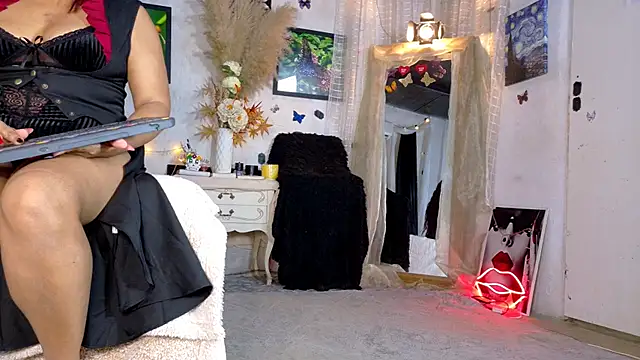 Kyara Queen online show from 06.25.26