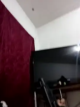 Snapshot of ale3J4a chatting on 01.18.26 ale3J4a online show from 01.18.26