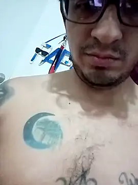 Snapshot of ale3J4a chatting on 04.09.26 ale3J4a online show from 04.09.26