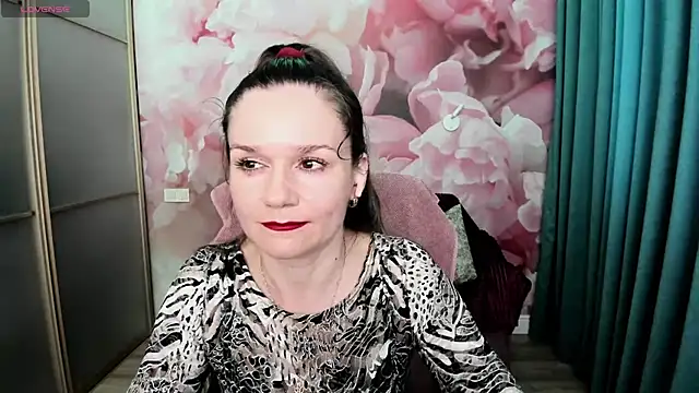 AriaGray online show from 06.27.26