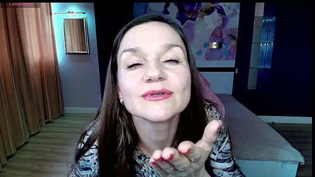 AriaGray online show from 07.04.26