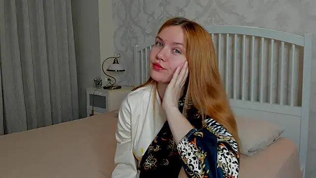 Eva  Lewis online show from 04.29.26