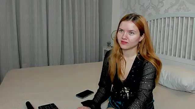 Eva  Lewis online show from 05.02.26