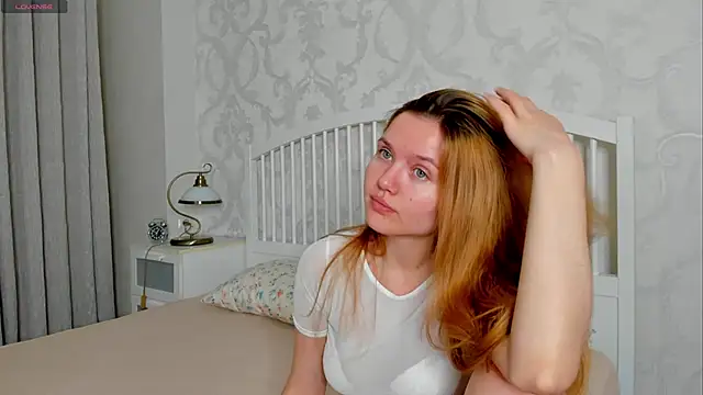 Eva  Lewis online show from 06.05.26